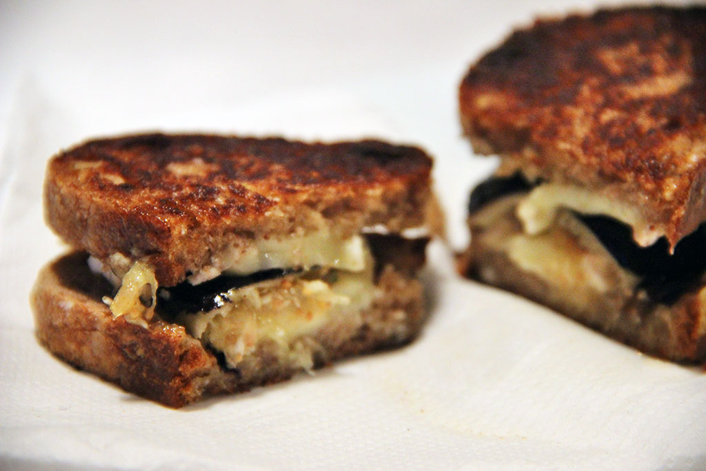 grilled-cheese-camembert-figue-2