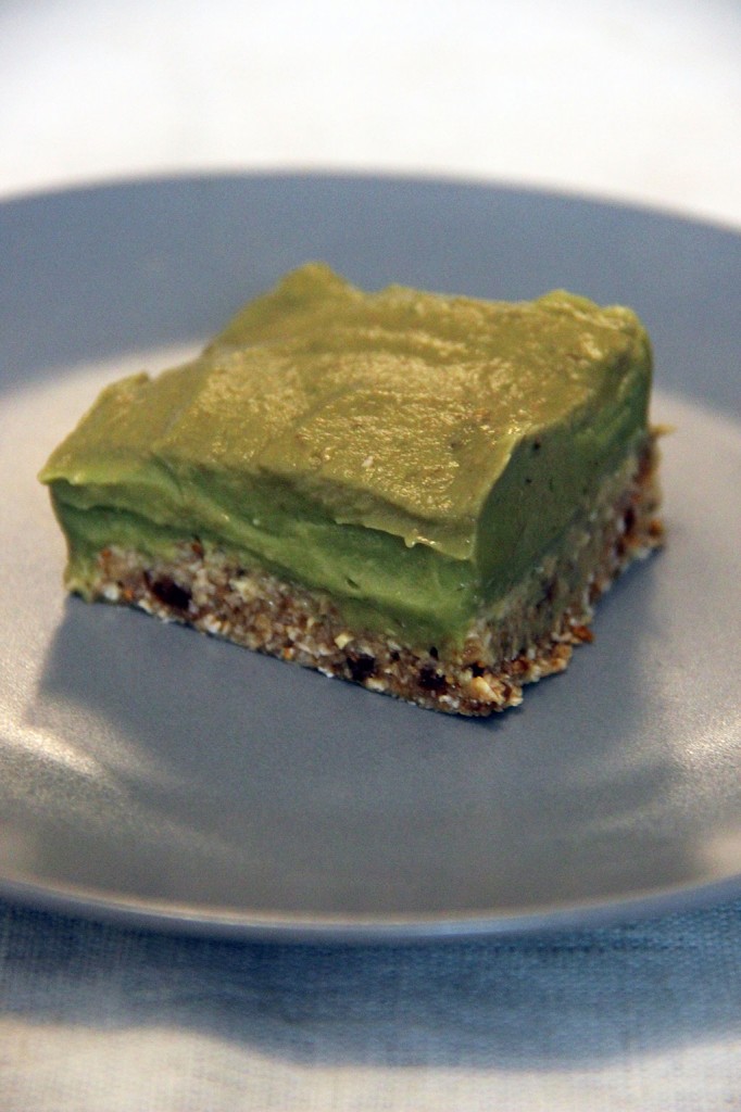 gateau-avocat-citron-vert-2