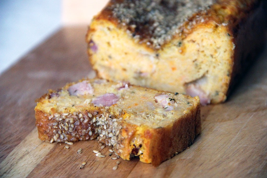 cake-courge-lardons-sesame