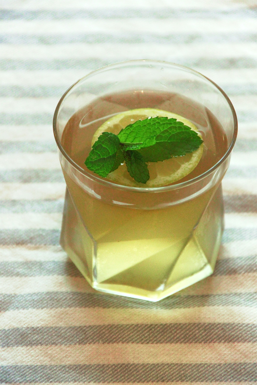 Thé à la menthe maison : comment faire du thé à la menthe ?